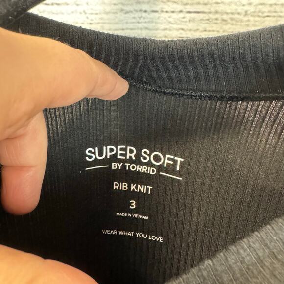 Torrid Plus Size Black Ribbed Mock Neck Fitted Super Soft Dress Size 3X - Picture 4 of 7